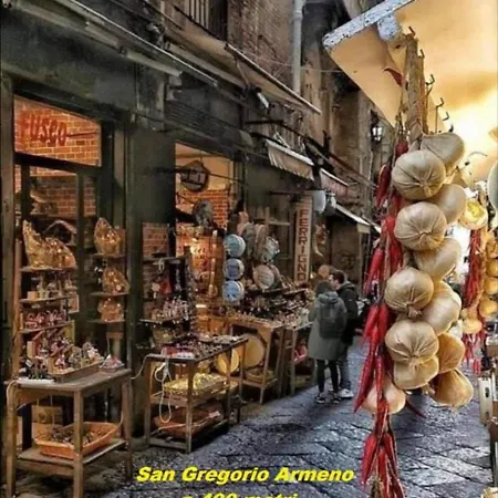 Home Green Apartment